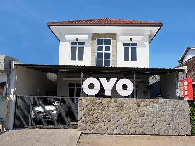 Super Oyo 995 Alice'S Homestay Syariah Jembel Exterior foto