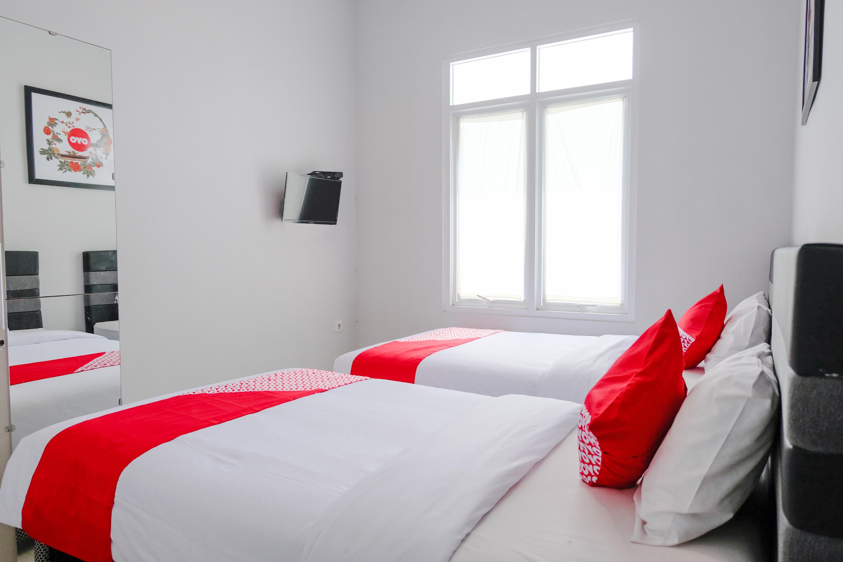 Super Oyo 995 Alice'S Homestay Syariah Jembel Exterior foto